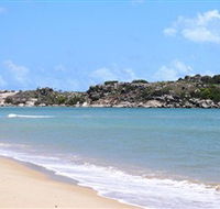 Dhamitjinya East Woody Island and Galaru East Woody Beach - Accommodation Rockhampton