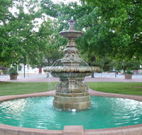 Royal Doulton Hankinson Memorial Fountain - Accommodation Rockhampton