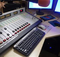Peak Hill FM Community Radio Station - Accommodation Rockhampton