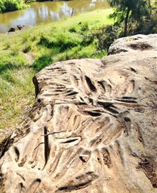Terramungamine Rock Grooves - Accommodation Rockhampton 0