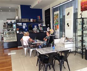Blue Artz Gallery & Cafe - Accommodation Rockhampton 4