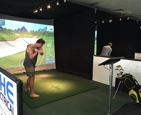 GolfTec - Accommodation Rockhampton 1