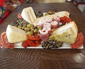 Knights Meats And Deli - Accommodation Rockhampton 1