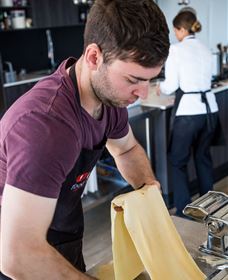 Food I Am Cooking School - Accommodation Rockhampton 7