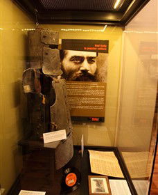 Ned Kelly Vault - Accommodation Rockhampton 1