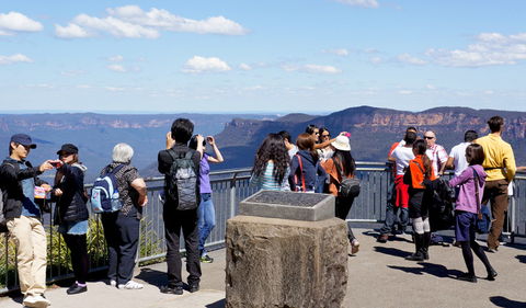 Echo Point Lookout (Three Sisters) - Accommodation Rockhampton 1