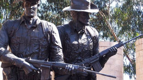 ANZAC Parade - Accommodation Rockhampton 1