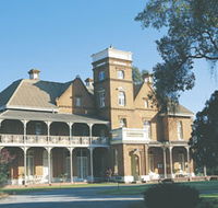 Woodbridge 1885 - Accommodation Rockhampton