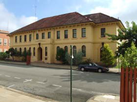 Maryborough Government Office - Accommodation Rockhampton 0
