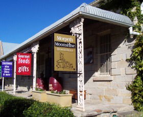Morpeth Wine Cellars And Moonshine Distillery - Accommodation Rockhampton 1