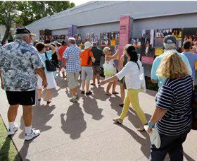 Bee Gees Way - Accommodation Rockhampton 0