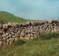 Historic Dry Stone Walls - Accommodation Rockhampton