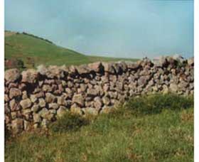 Historic Dry Stone Walls - Accommodation Rockhampton 0