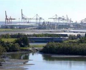 Port Of Brisbane Visitors Centre - Accommodation Rockhampton 3