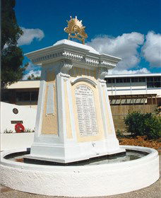 Beenleigh War Memorial - Accommodation Rockhampton 1