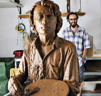 Damien Lucas Sculpture and Design - Accommodation Rockhampton