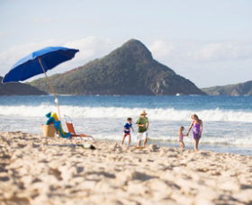 Fingal Bay Beach - Accommodation Rockhampton 0