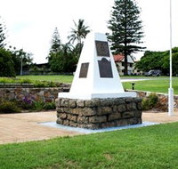 Dunwich War Memorial - Accommodation Rockhampton