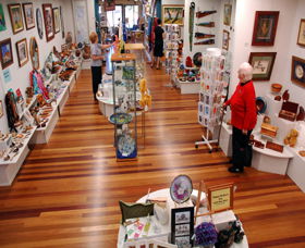 Ferry Park Gallery - Accommodation Rockhampton 2