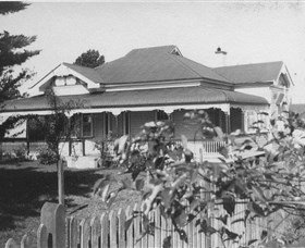 Crawford House - Accommodation Rockhampton 2