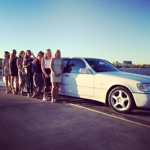 Valley Limousines - Accommodation Rockhampton 0