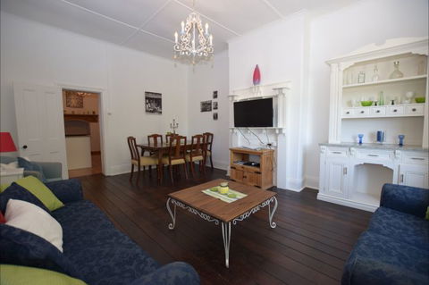 The Provincial - Accommodation Rockhampton 1