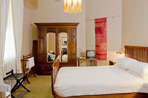 Imperial Fine Accommodation - Accommodation Rockhampton 2