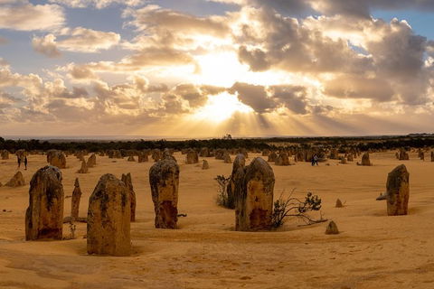 Half Day Pinnacles Sunset Tour - Accommodation Rockhampton 1