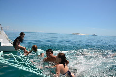 Fraser Island & Dolphin Sailing Adventure - Accommodation Rockhampton 9