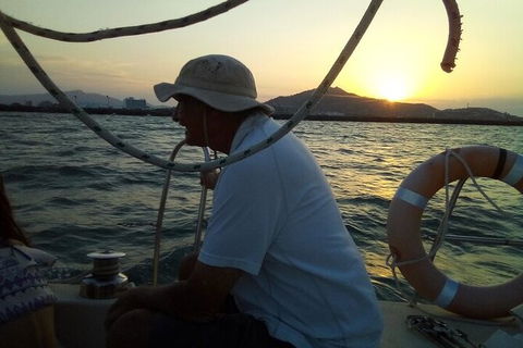 Townsville Early Morning Sailing Cruise Boat Tour - Accommodation Rockhampton 3