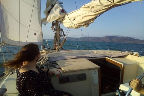 Townsville Early Morning Sailing Cruise Boat Tour - Accommodation Rockhampton 6