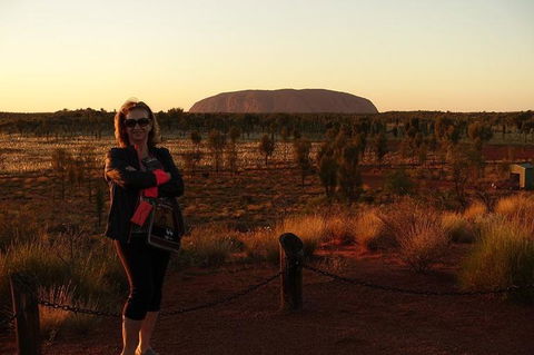 Uluru Field Of Light Sunrise Tour - Accommodation Rockhampton 3