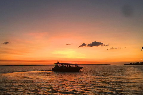 Darwin Sunset Cruise, Including Fish \'n\' Chips - Accommodation Rockhampton 11
