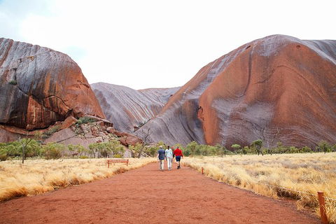 2-Day Uluru (Ayers Rock) And Kata Tjuta Trip From Alice Springs - Accommodation Rockhampton 8