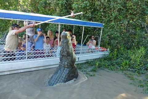 Jumping Croc Cruise - Accommodation Rockhampton 1