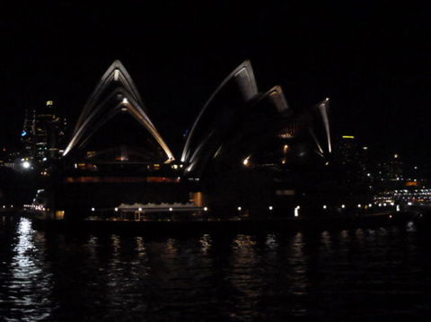 Sydney Harbour Gold Penfolds Dinner Cruise - Accommodation Rockhampton 3
