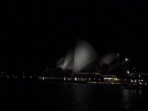 Sydney Harbour Gold Penfolds Dinner Cruise - Accommodation Rockhampton 8