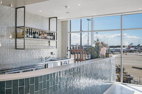 Sydney Airport Plaza Premium Lounge - Accommodation Rockhampton 4