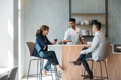 Sydney Airport Plaza Premium Lounge - Accommodation Rockhampton 7