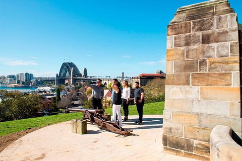 Private Essential Sydney Tour Including Lunch At The Cruising Yacht Club Of Australia - Accommodation Rockhampton 2