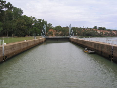 Lock 4 - Accommodation Rockhampton 0