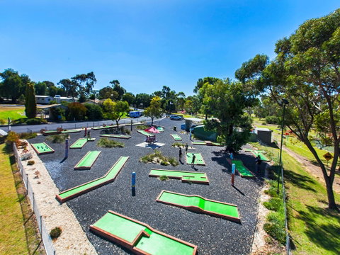 Naracoorte Mini Golf - Accommodation Rockhampton 1