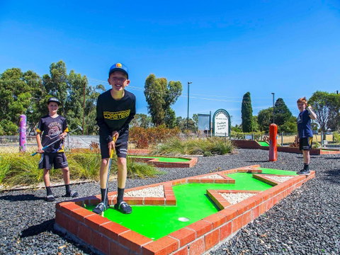 Naracoorte Mini Golf - Accommodation Rockhampton 2