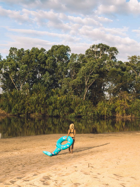 Riverside:  Wagga Beach - Accommodation Rockhampton 2