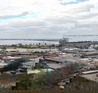 Boulters Heights - Accommodation Rockhampton