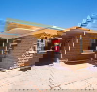 Former Alice Springs Telegraph Repeater Station and Post Office. - Accommodation Rockhampton