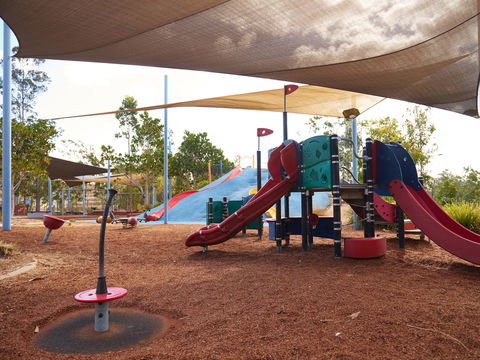 Grande Park - Accommodation Rockhampton 0