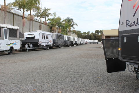 Gateway Caravans - Accommodation Rockhampton 1
