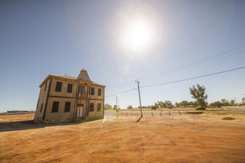Masonic Lodge - Accommodation Rockhampton 2