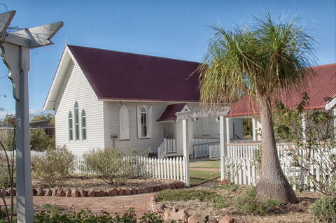 Ringsfield House, Nanango - Accommodation Rockhampton 2